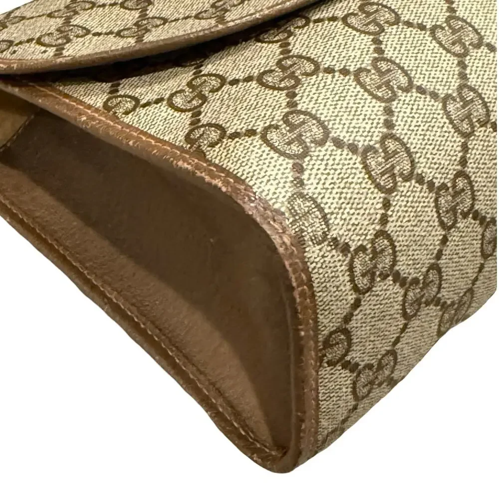 Gucci Beige GG Supreme Canvas Clutch with Brown Trim and Green-Red Web